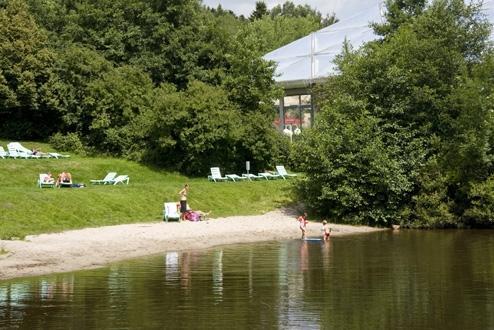 Spelen bij het water