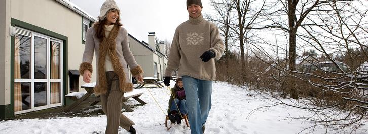 In de sneeuw bij de bungalow