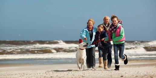 Wandelen over het strand