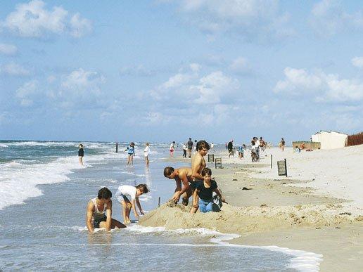 Spelen in de zee